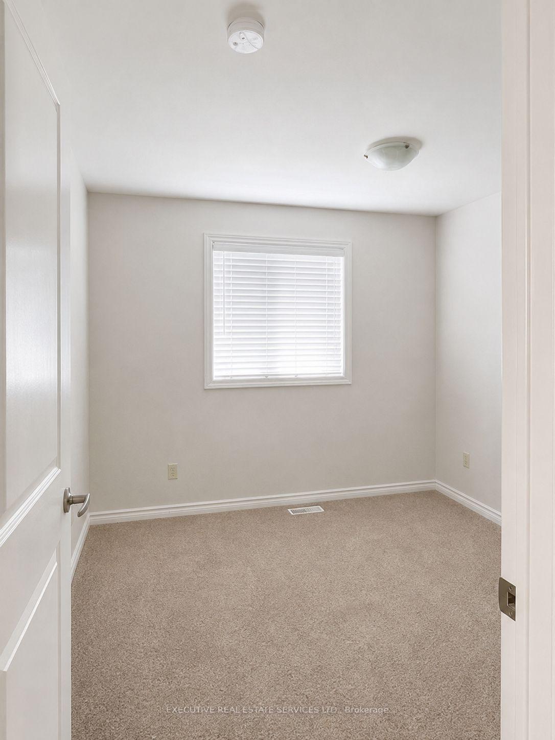 Photo 14 of 129 Seeley Avenue, Southgate — HOMEH