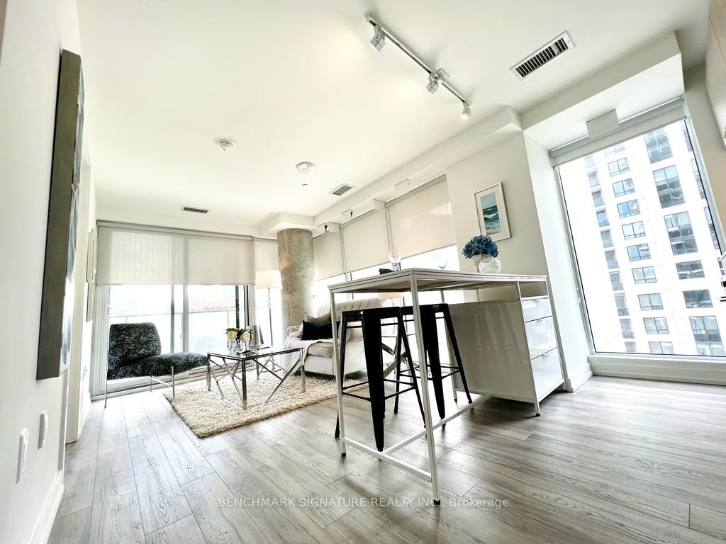Photo 17 of Unit 802, 77 Shuter Street, Toronto, Church-Yonge Corridor — HOMEH