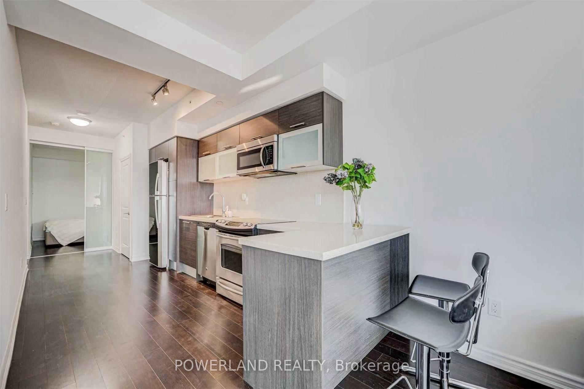 Photo 6 of Unit 3401, 386 Yonge Street, Toronto, Bay Street Corridor — HOMEH
