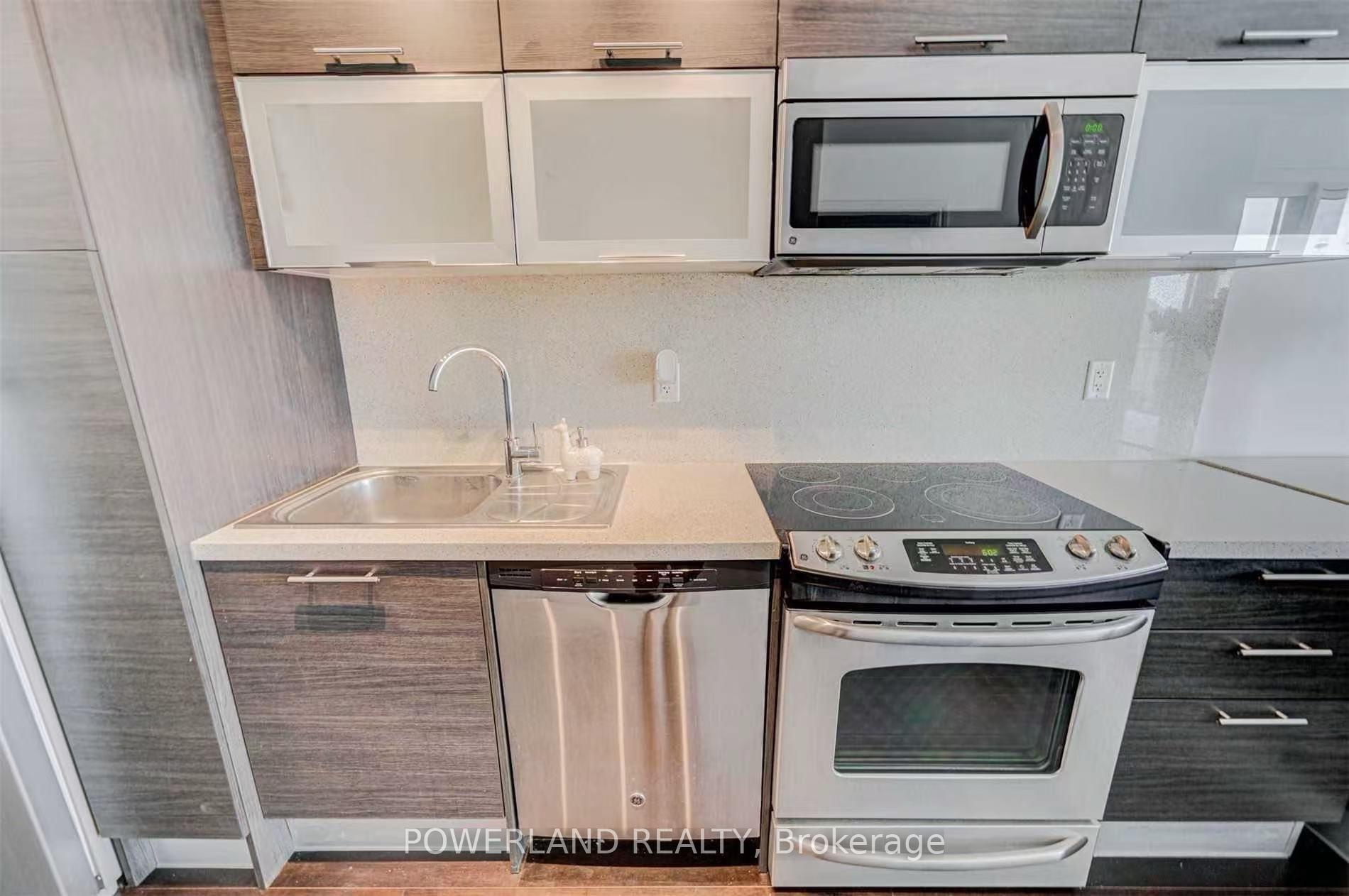 Photo 7 of Unit 3401, 386 Yonge Street, Toronto, Bay Street Corridor — HOMEH