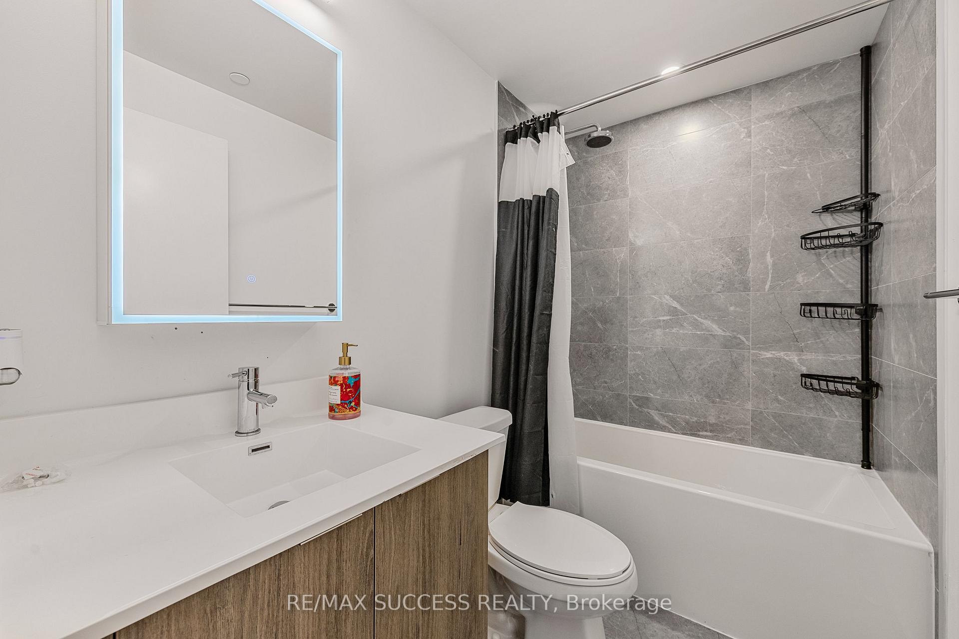 Photo 9 of Unit 718, 181 Sheppard Avenue E, North York, Willowdale East — HOMEH