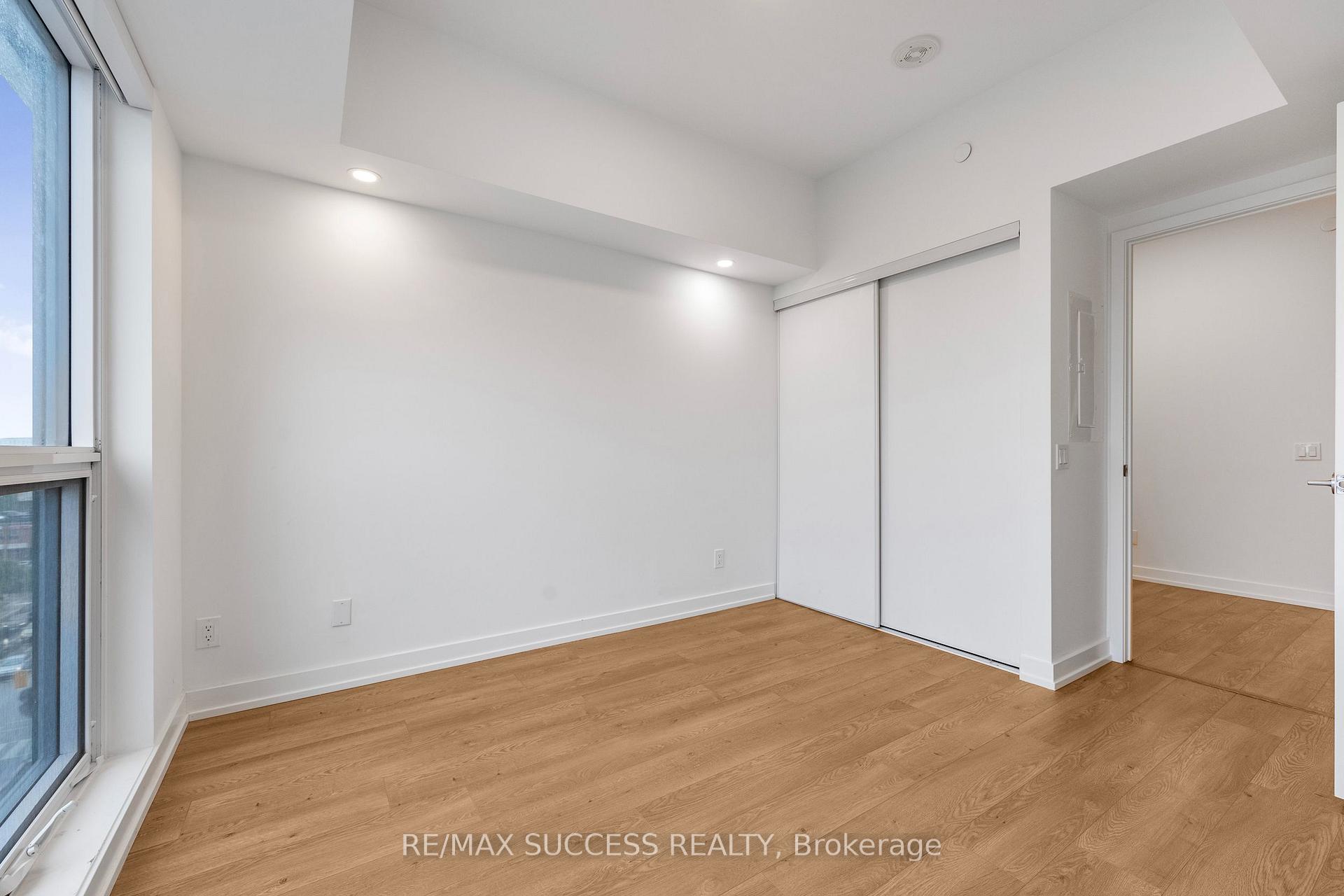 Photo 16 of Unit 718, 181 Sheppard Avenue E, North York, Willowdale East — HOMEH