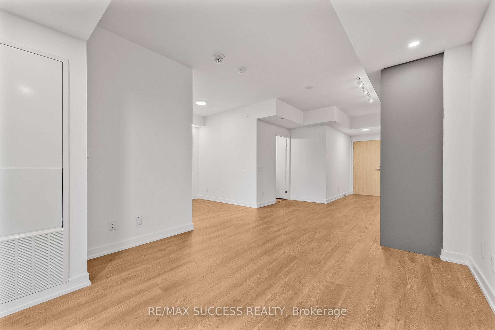 Photo 20 of Unit 718, 181 Sheppard Avenue E, North York, Willowdale East — HOMEH