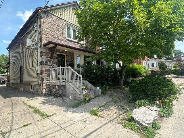 Photo 18 of Unit Lower, 445 Donlands Avenue, Toronto, East York — HOMEH