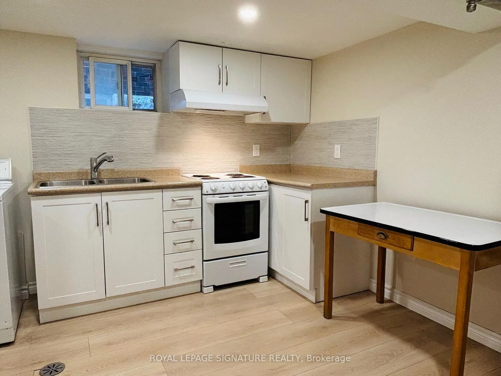 Photo 12 of Unit Lower, 445 Donlands Avenue, Toronto, East York — HOMEH