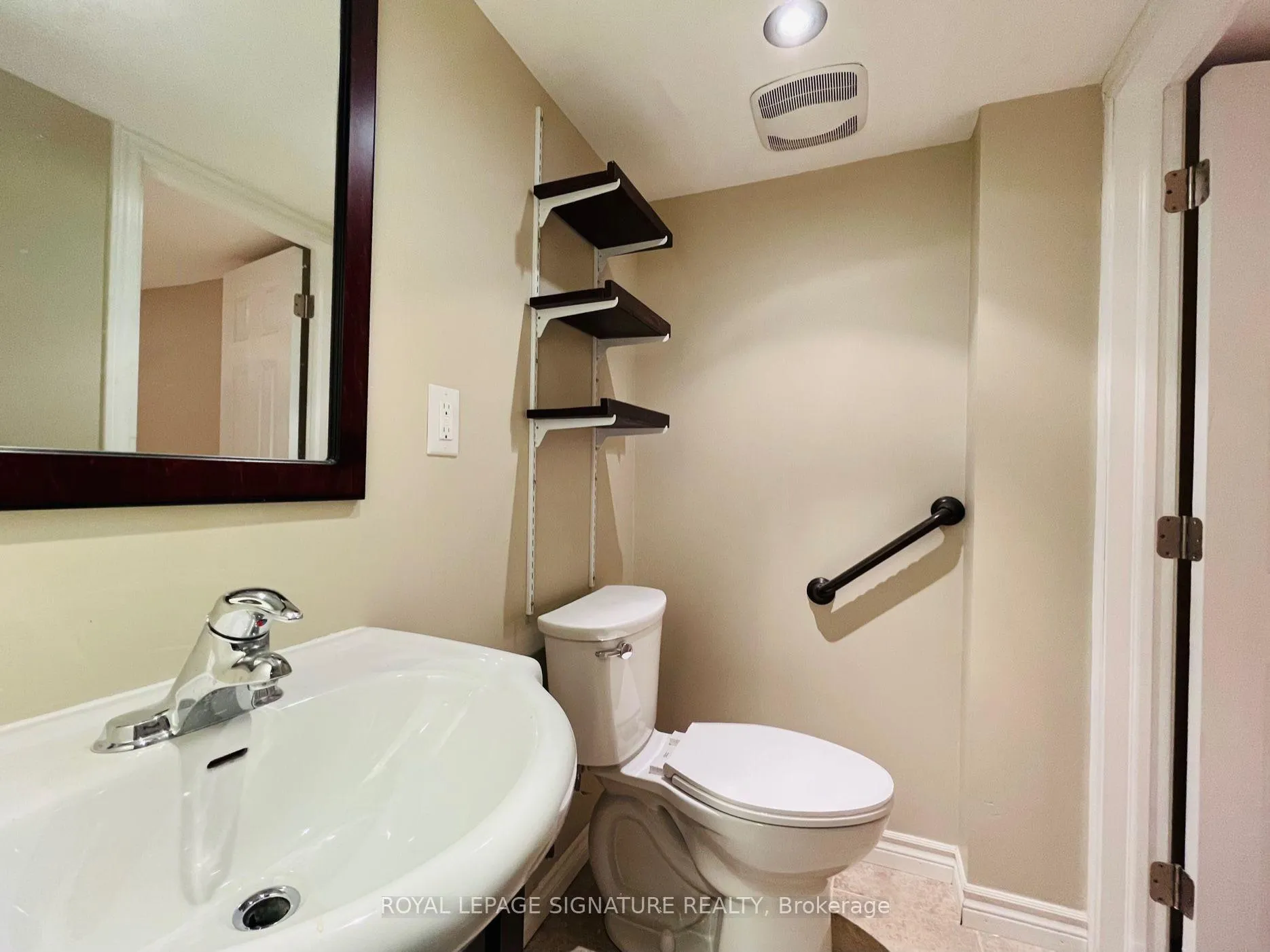 Photo 5 of Unit Lower, 445 Donlands Avenue, Toronto, East York — HOMEH