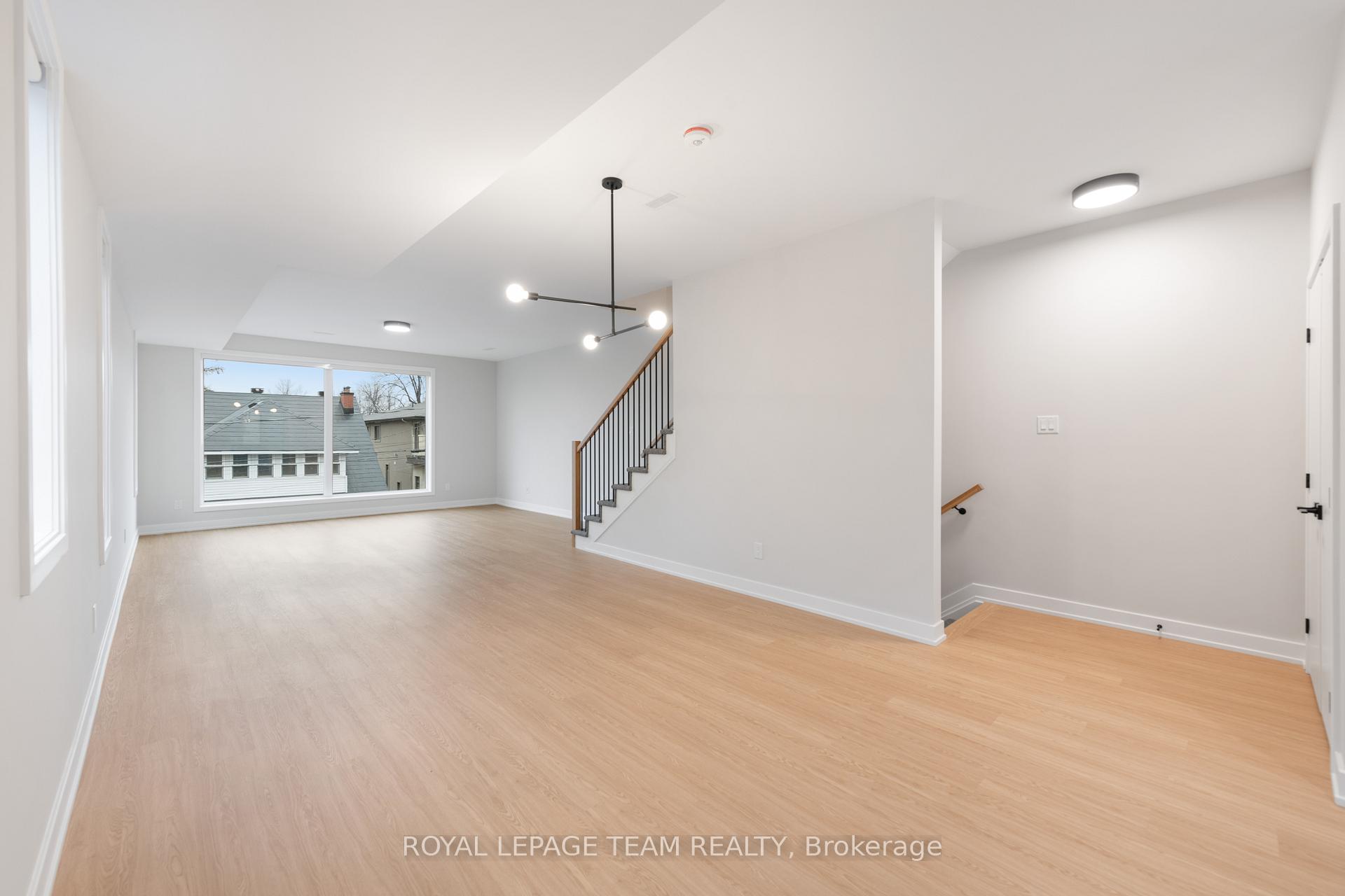 Photo 5 of Unit 3, 49 Grosvenor Avenue, Ottawa, Old Ottawa South — HOMEH