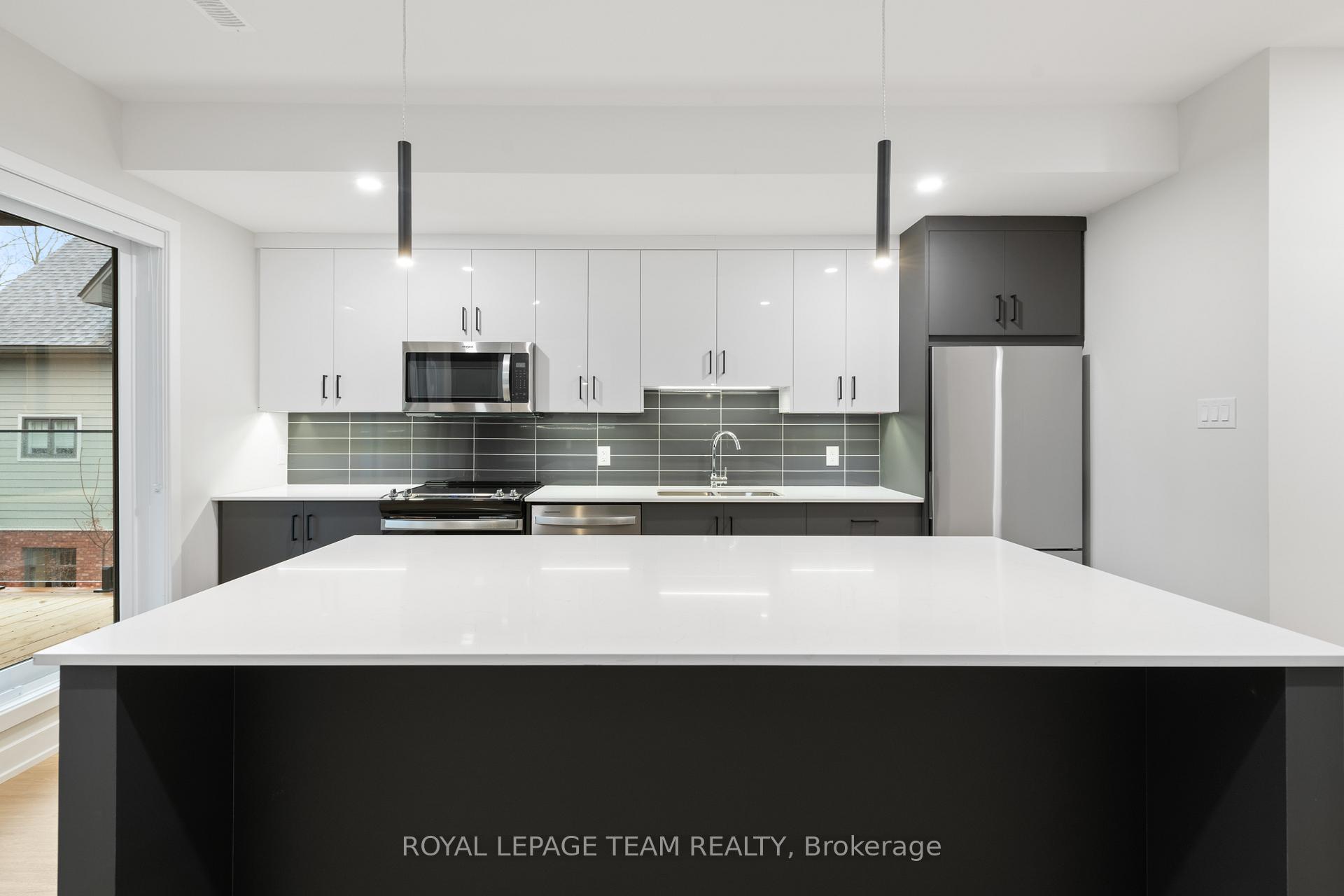 Photo 17 of Unit 3, 49 Grosvenor Avenue, Ottawa, Old Ottawa South — HOMEH