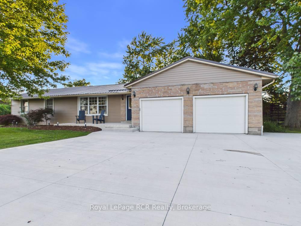 Photo 1 of 796 Lake Range Drive, Huron-Kinloss — HOMEH