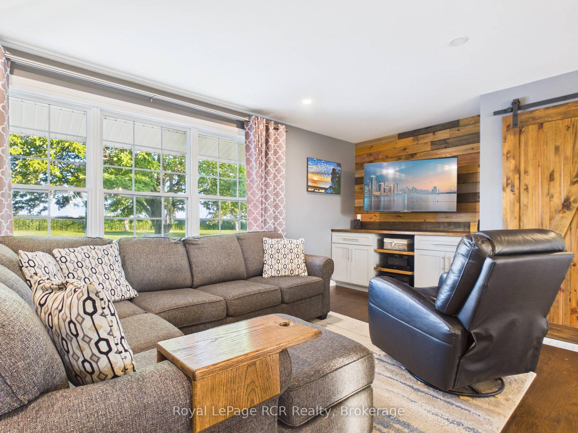 Photo 7 of 796 Lake Range Drive, Huron-Kinloss — HOMEH