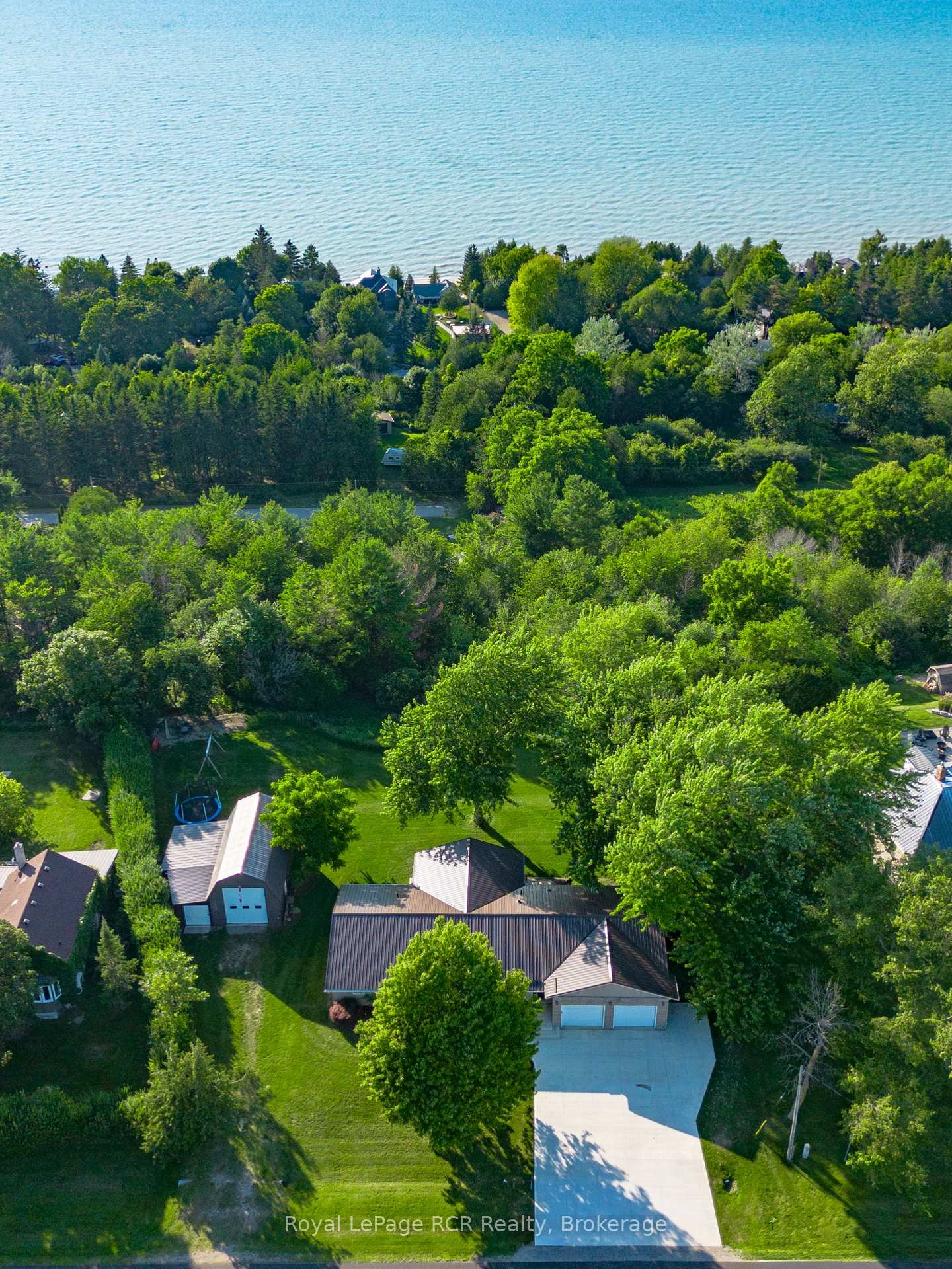 Photo 43 of 796 Lake Range Drive, Huron-Kinloss — HOMEH