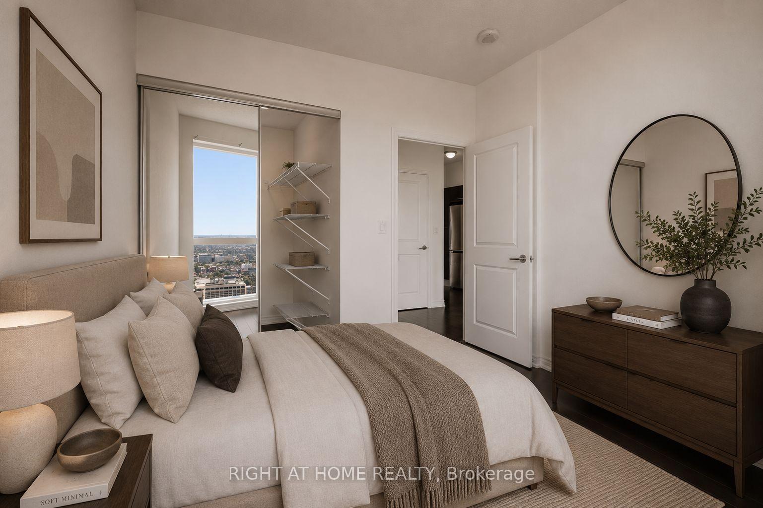 Photo 14 of Unit 5614, 386 Yonge Street, Toronto, Bay Street Corridor — HOMEH