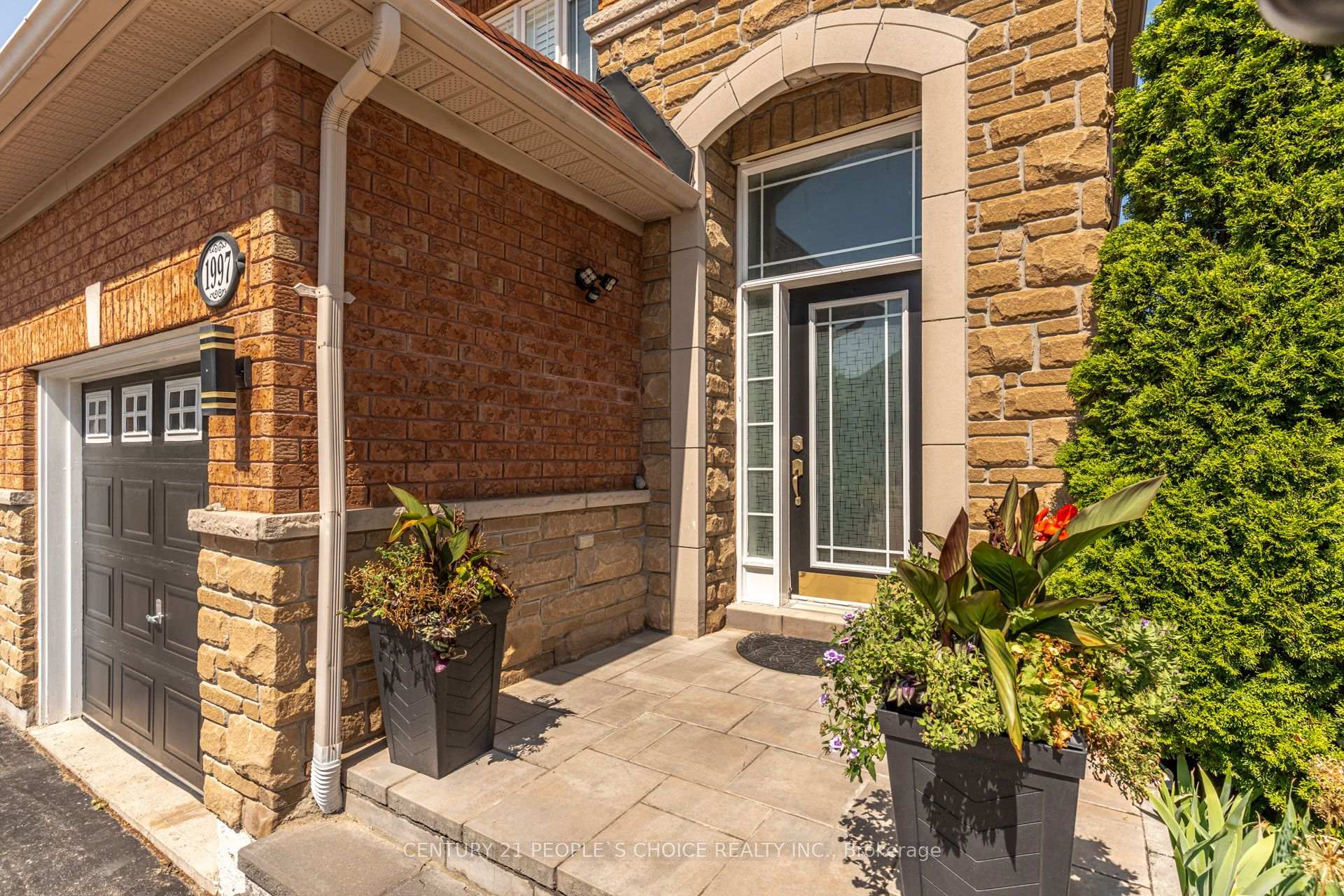 Photo 3 of 1997 Calvington Drive, Pickering, Amberlea — HOMEH