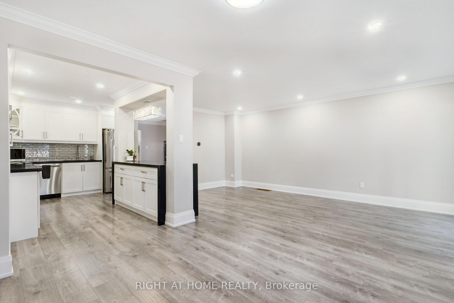 Photo 9 of Unit 2, 4191 Longmoor Drive, Burlington, Shoreacres — HOMEH