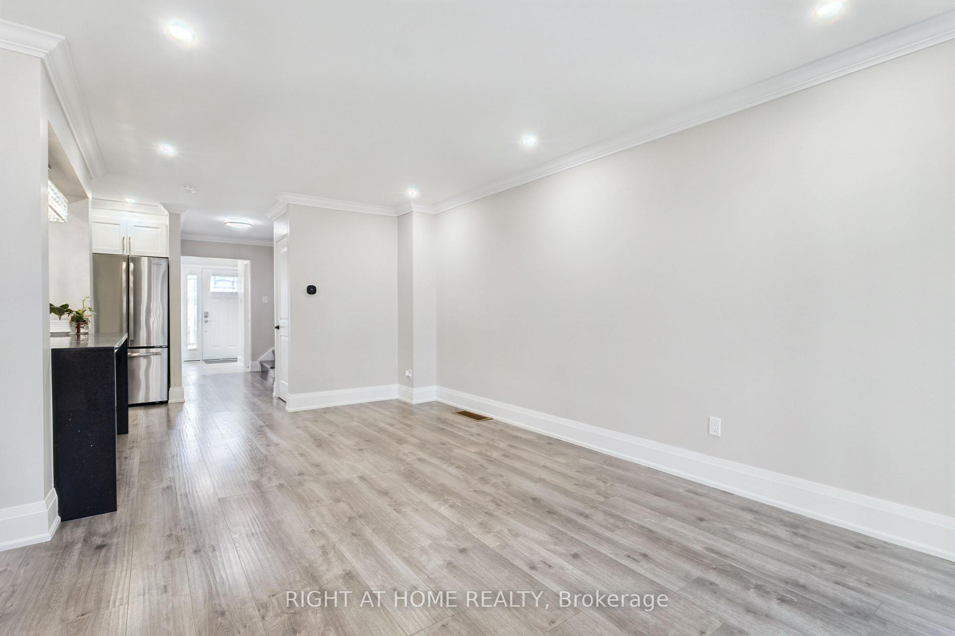 Photo 10 of Unit 2, 4191 Longmoor Drive, Burlington, Shoreacres — HOMEH