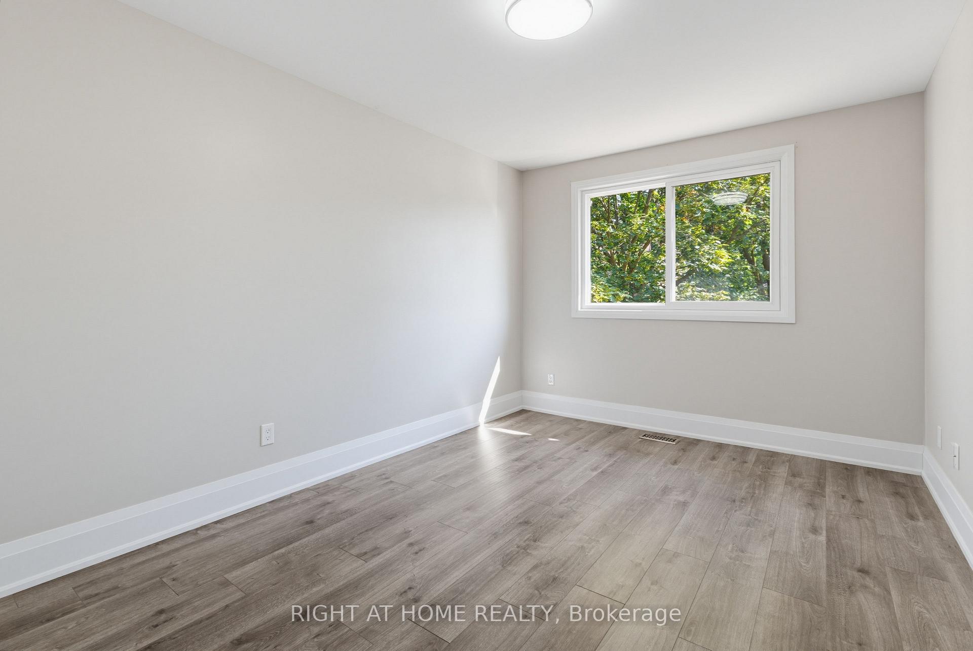 Photo 16 of Unit 2, 4191 Longmoor Drive, Burlington, Shoreacres — HOMEH