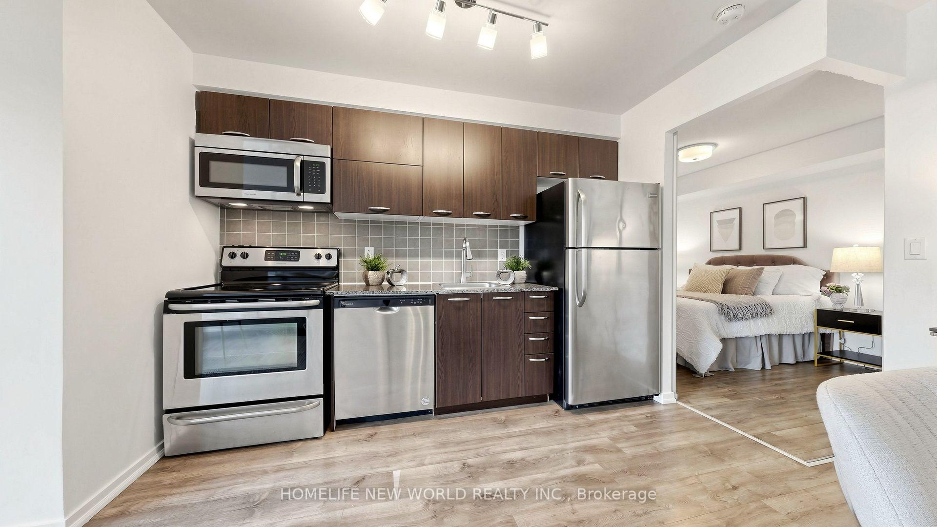 Photo 9 of Unit 425, 38 Joe Shuster Way, Toronto, Niagara — HOMEH