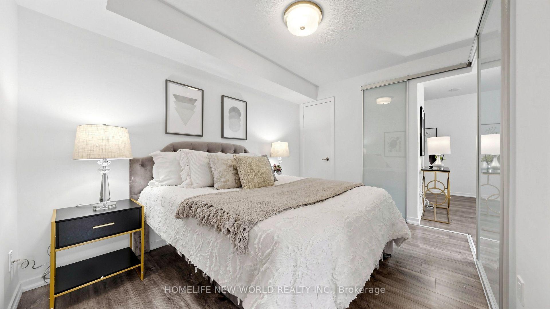Photo 10 of Unit 425, 38 Joe Shuster Way, Toronto, Niagara — HOMEH