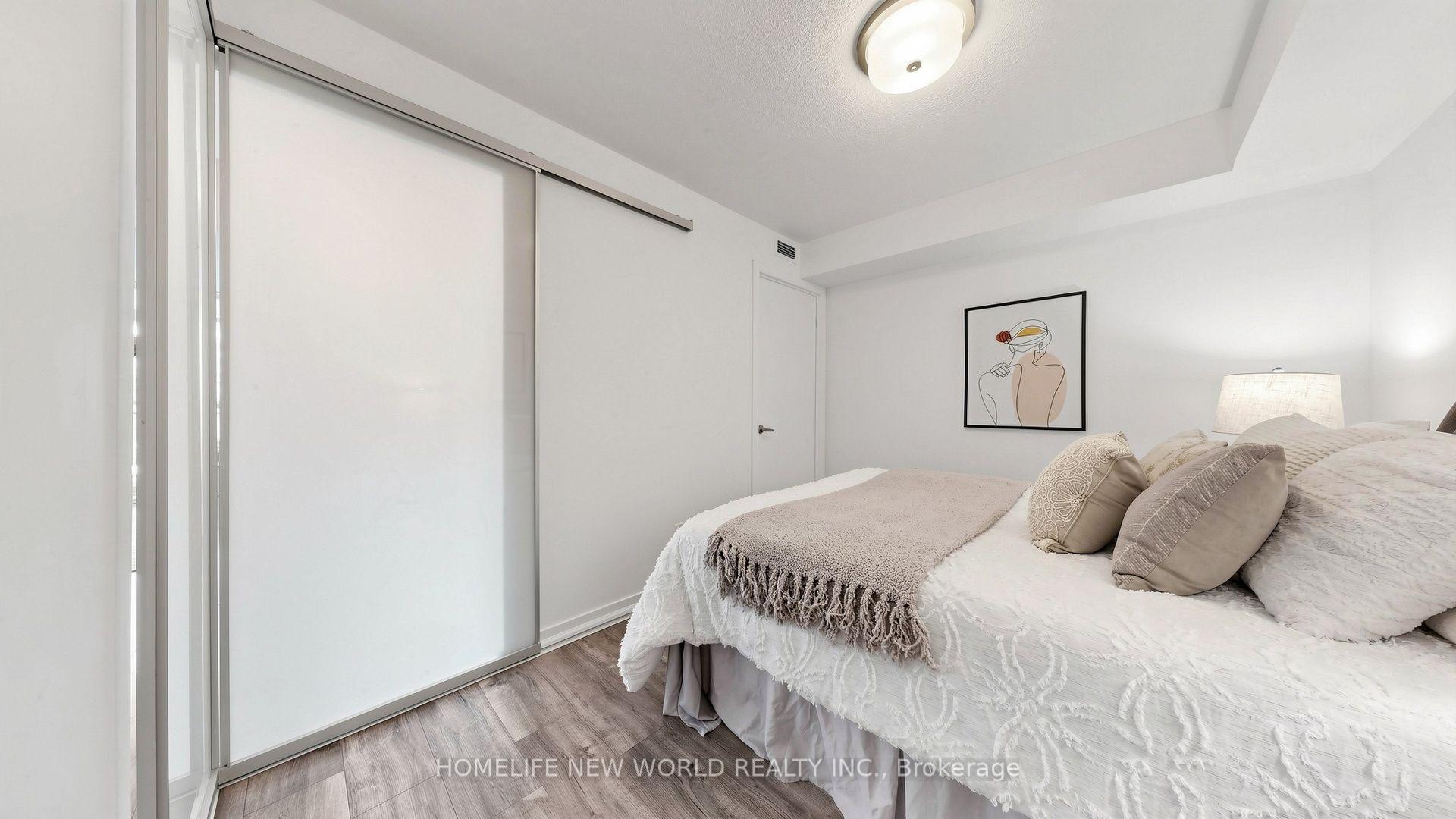 Photo 12 of Unit 425, 38 Joe Shuster Way, Toronto, Niagara — HOMEH