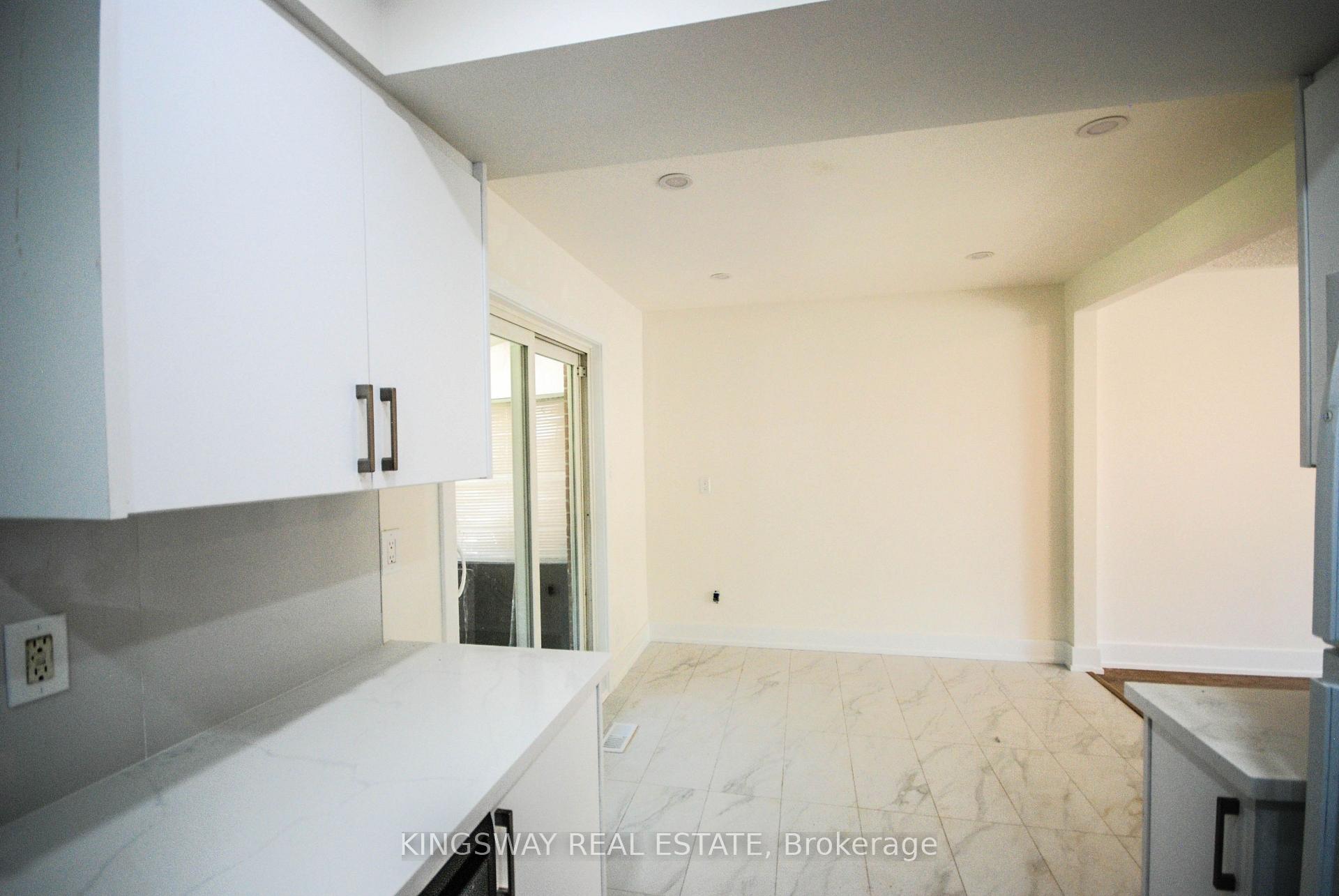 Photo 8 of 24 Archdekin Drive, Brampton, Madoc — HOMEH
