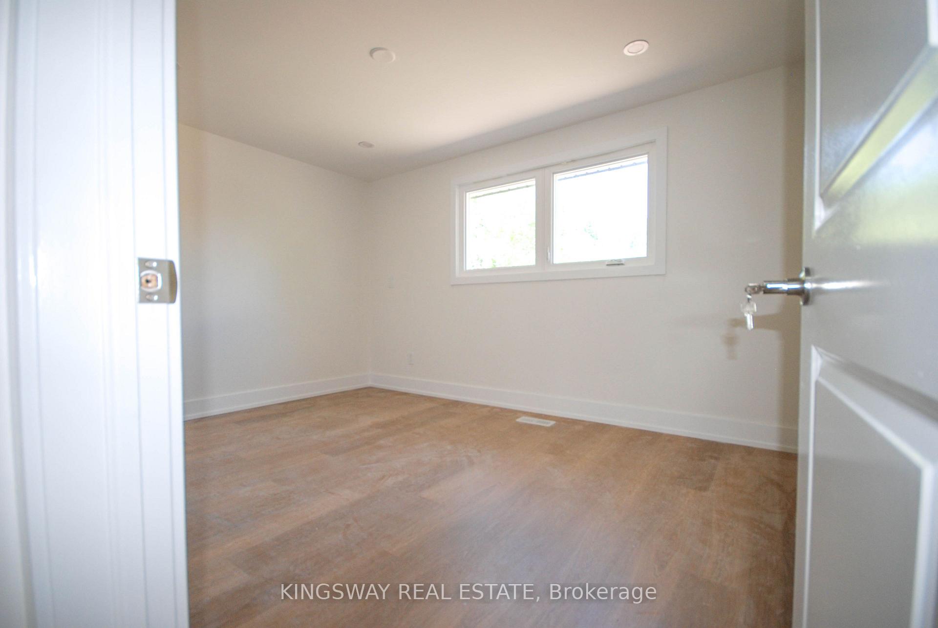 Photo 19 of 24 Archdekin Drive, Brampton, Madoc — HOMEH