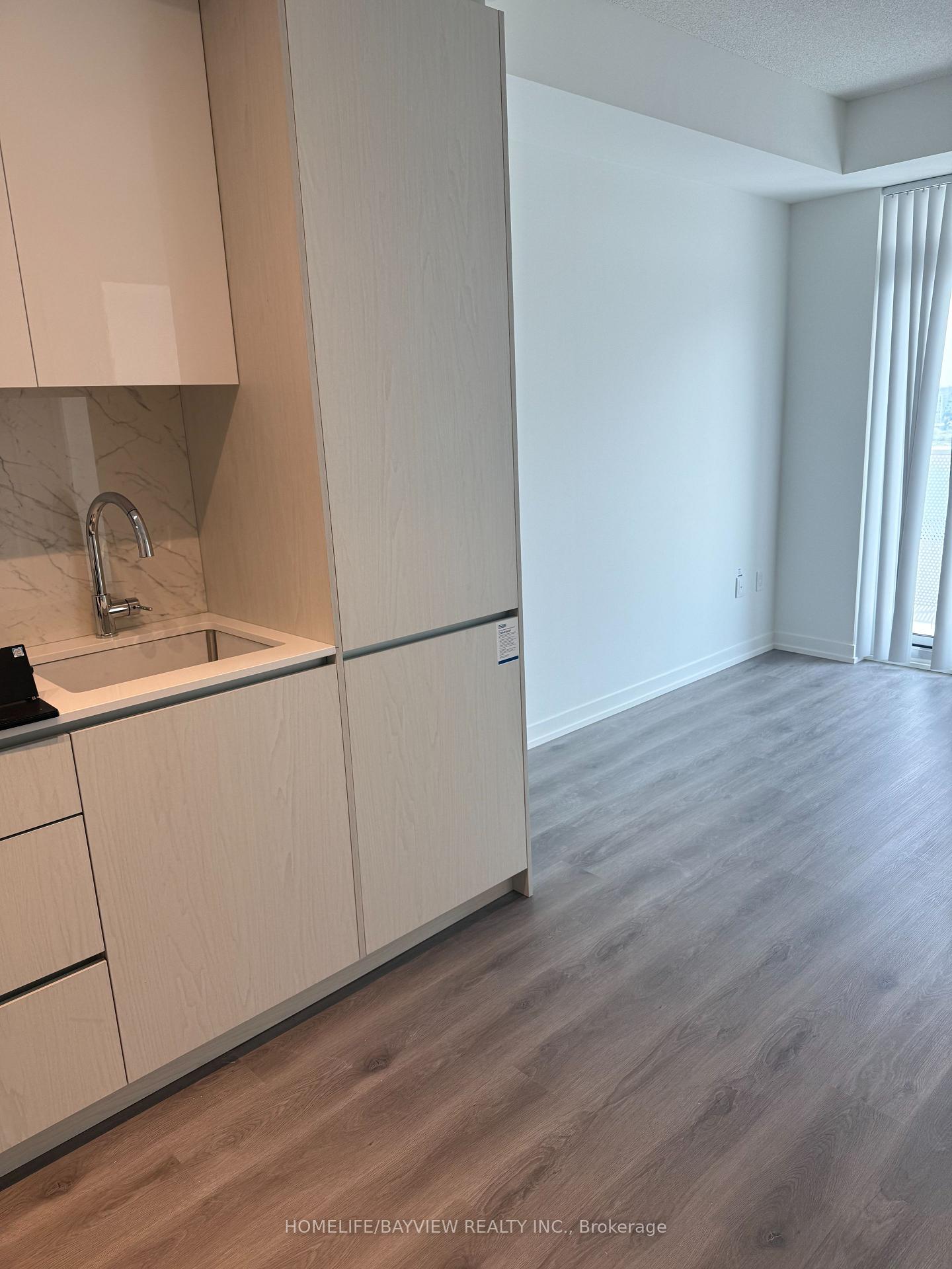 Photo 8 of Unit 2421, 2545 Simcoe Street, Oshawa, Windfields — HOMEH