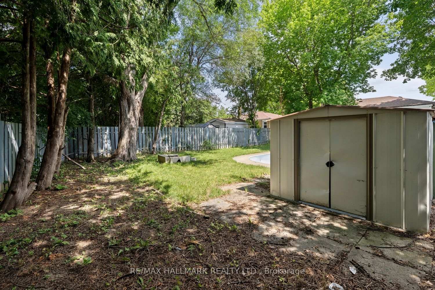 Photo 28 of 26 Flowertown Avenue, Brampton, Northwood Park — HOMEH