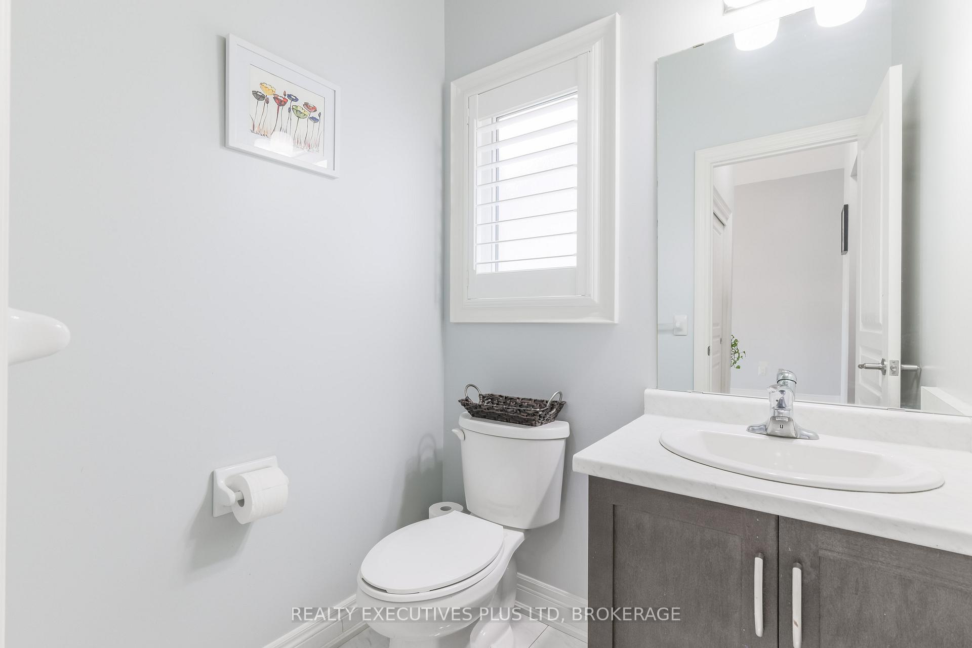 Photo 13 of 9211 Tallgrass Avenue, Niagara Falls, Lyons Creek — HOMEH