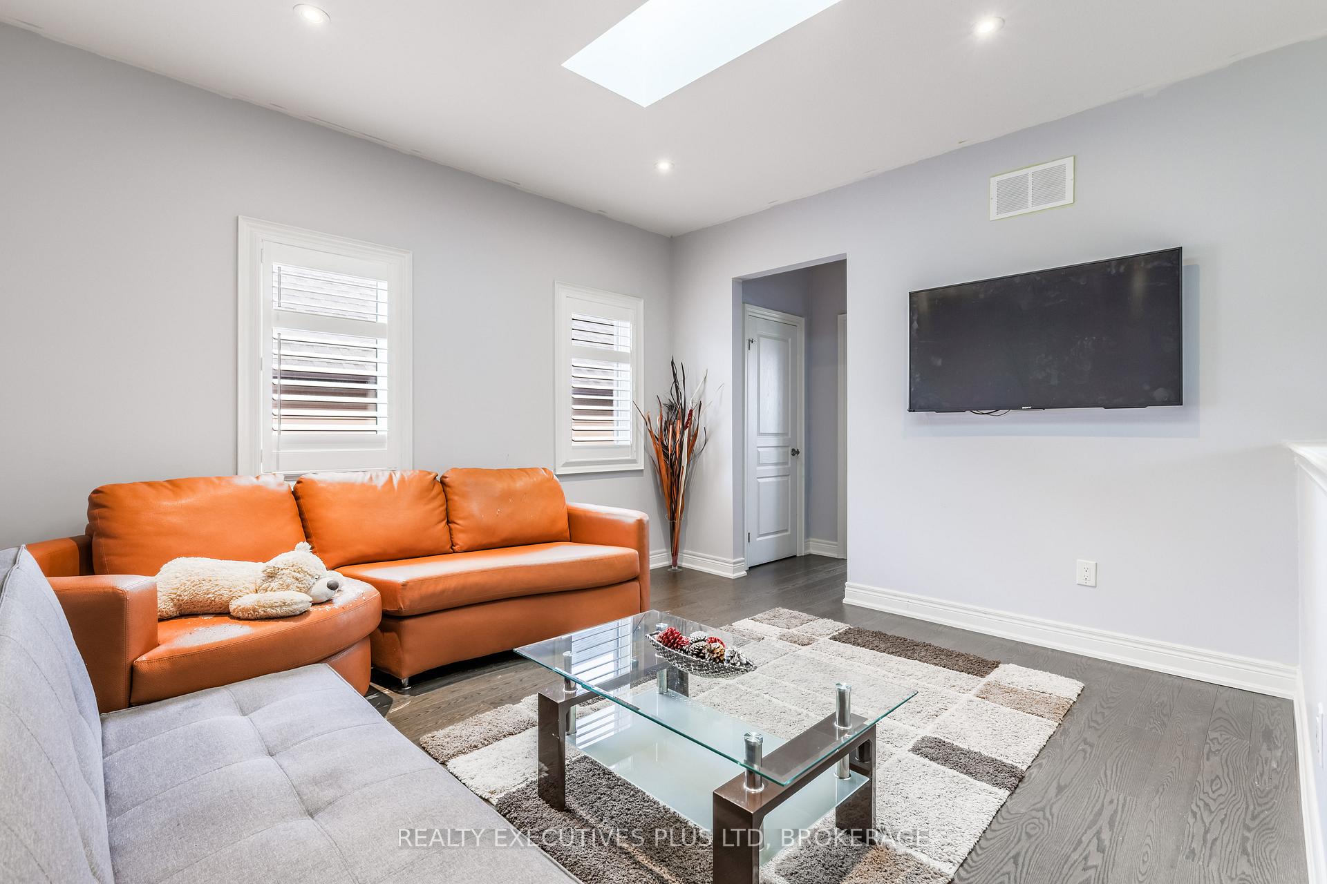 Photo 24 of 9211 Tallgrass Avenue, Niagara Falls, Lyons Creek — HOMEH