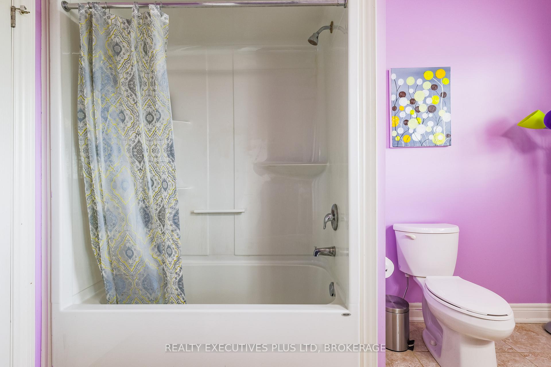 Photo 34 of 9211 Tallgrass Avenue, Niagara Falls, Lyons Creek — HOMEH