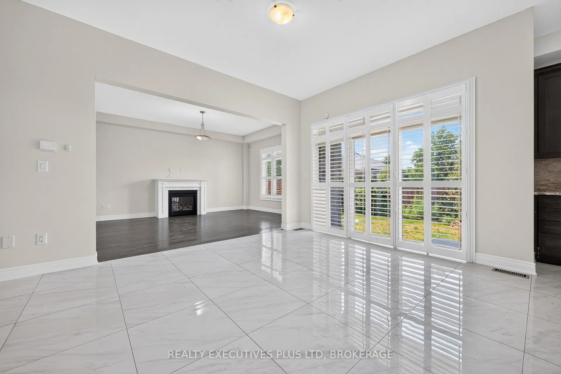 Photo 20 of 9211 Tallgrass Avenue, Niagara Falls, Lyons Creek — HOMEH