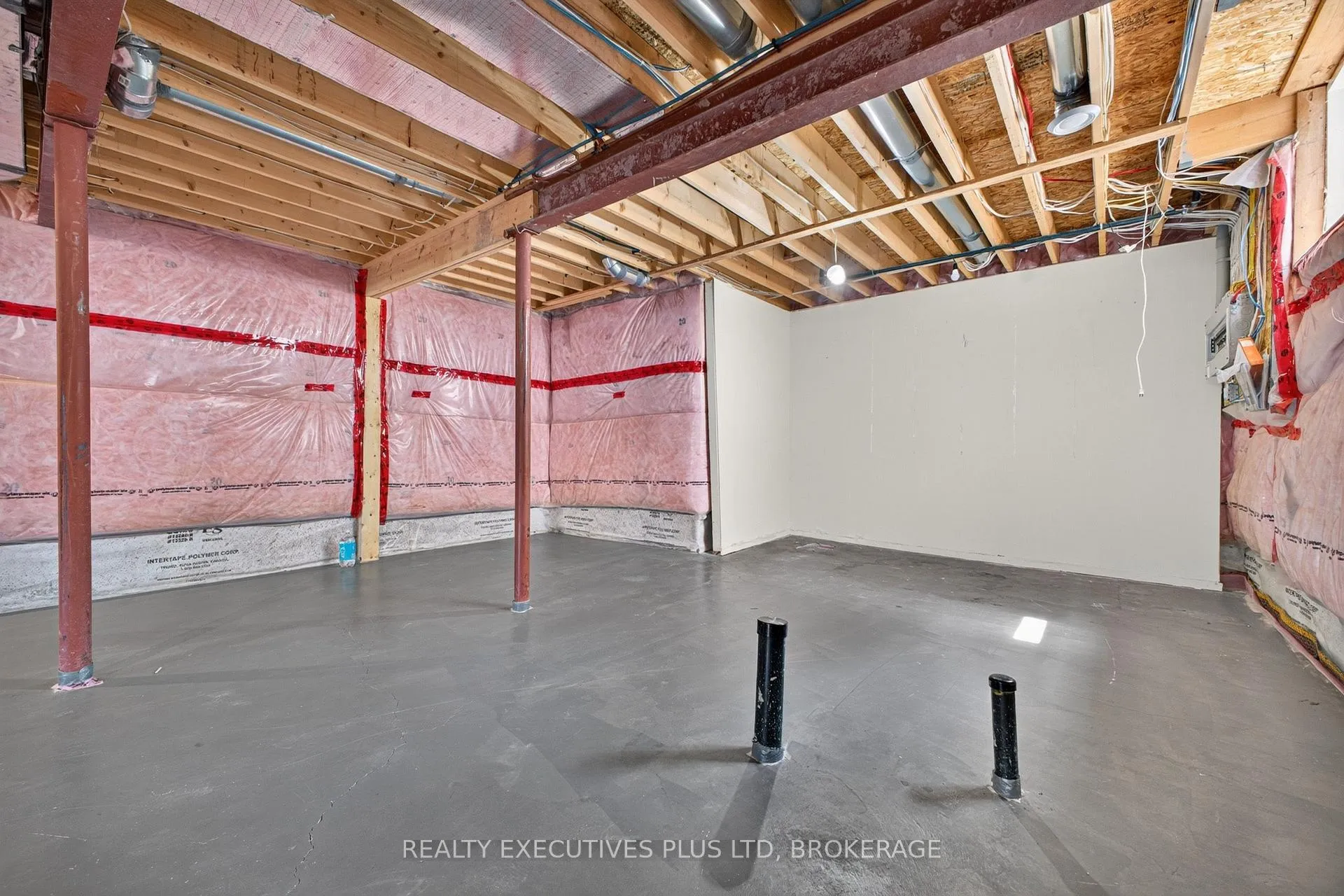 Photo 50 of 9211 Tallgrass Avenue, Niagara Falls, Lyons Creek — HOMEH