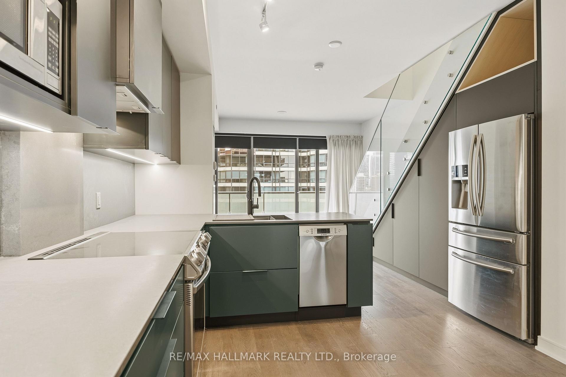 Photo 4 of Unit 1811, 57 St Joseph Street, Toronto, Bay Street Corridor — HOMEH