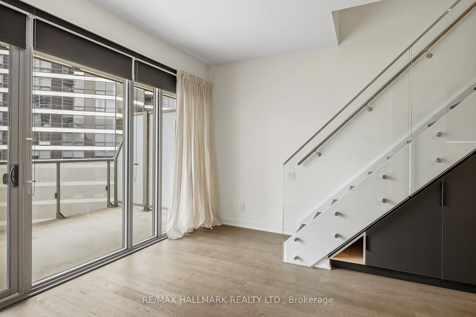 Photo 9 of Unit 1811, 57 St Joseph Street, Toronto, Bay Street Corridor — HOMEH