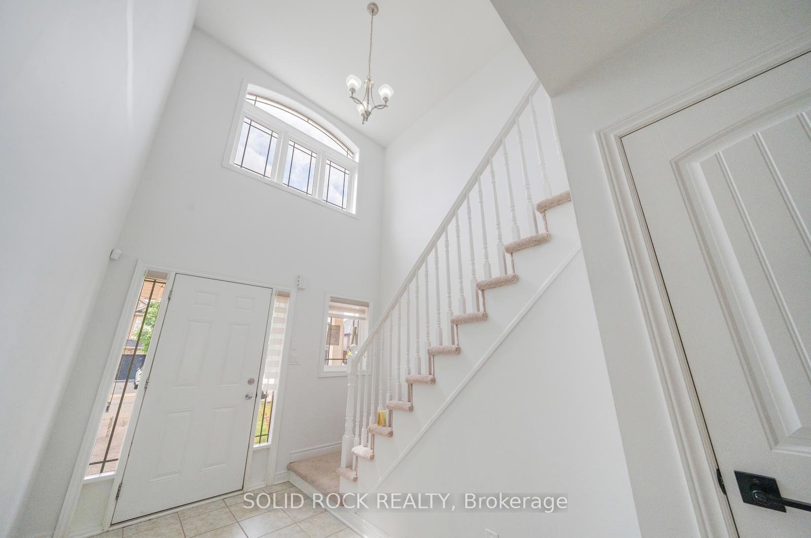 Photo 9 of 8435 Kelsey Crescent, Niagara Falls, Forestview — HOMEH