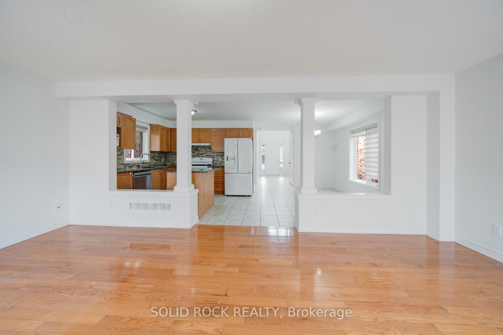 Photo 14 of 8435 Kelsey Crescent, Niagara Falls, Forestview — HOMEH