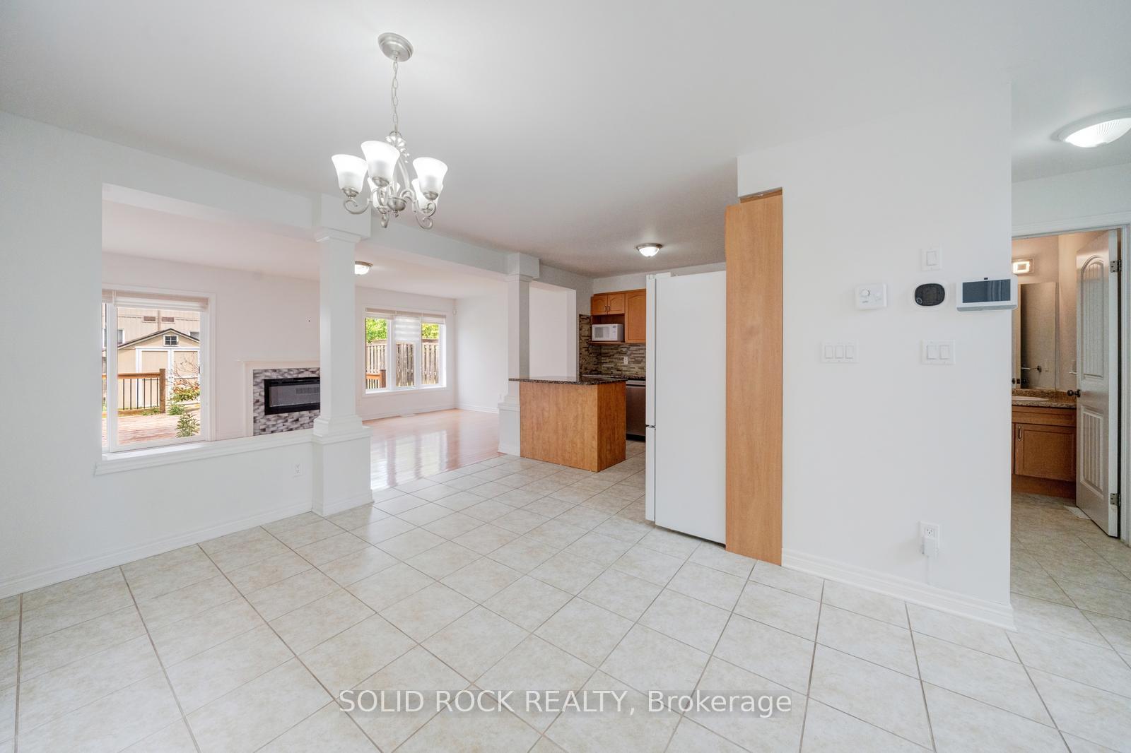 Photo 17 of 8435 Kelsey Crescent, Niagara Falls, Forestview — HOMEH