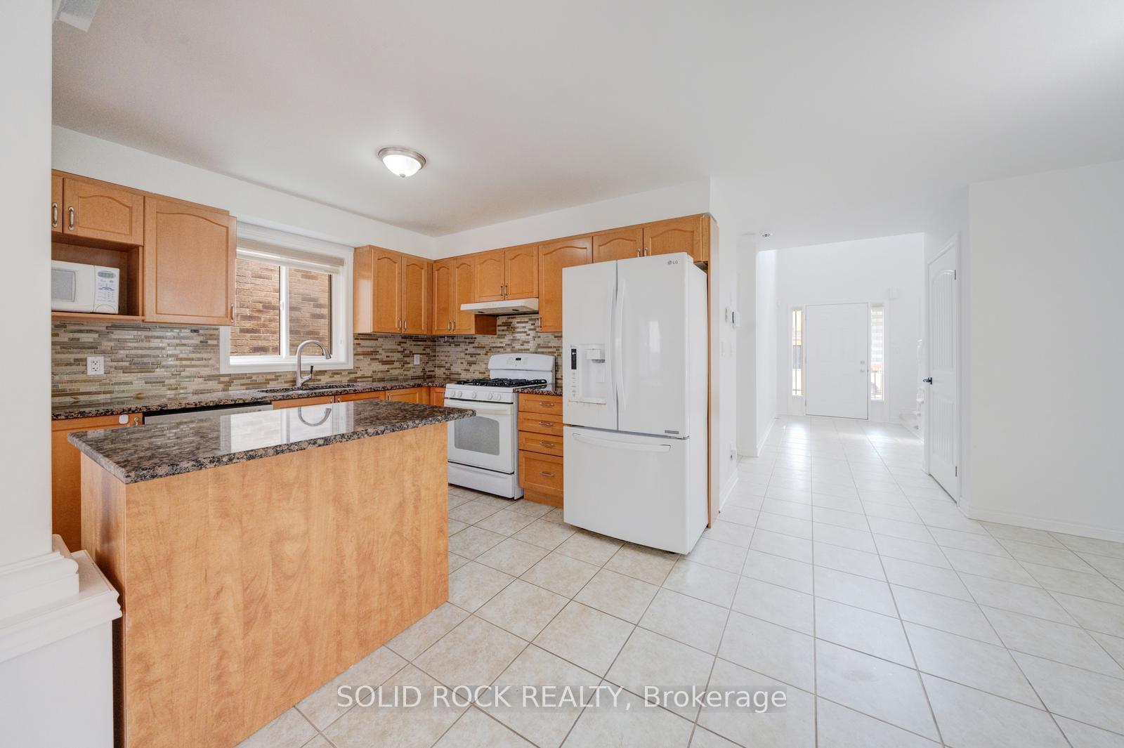 Photo 18 of 8435 Kelsey Crescent, Niagara Falls, Forestview — HOMEH