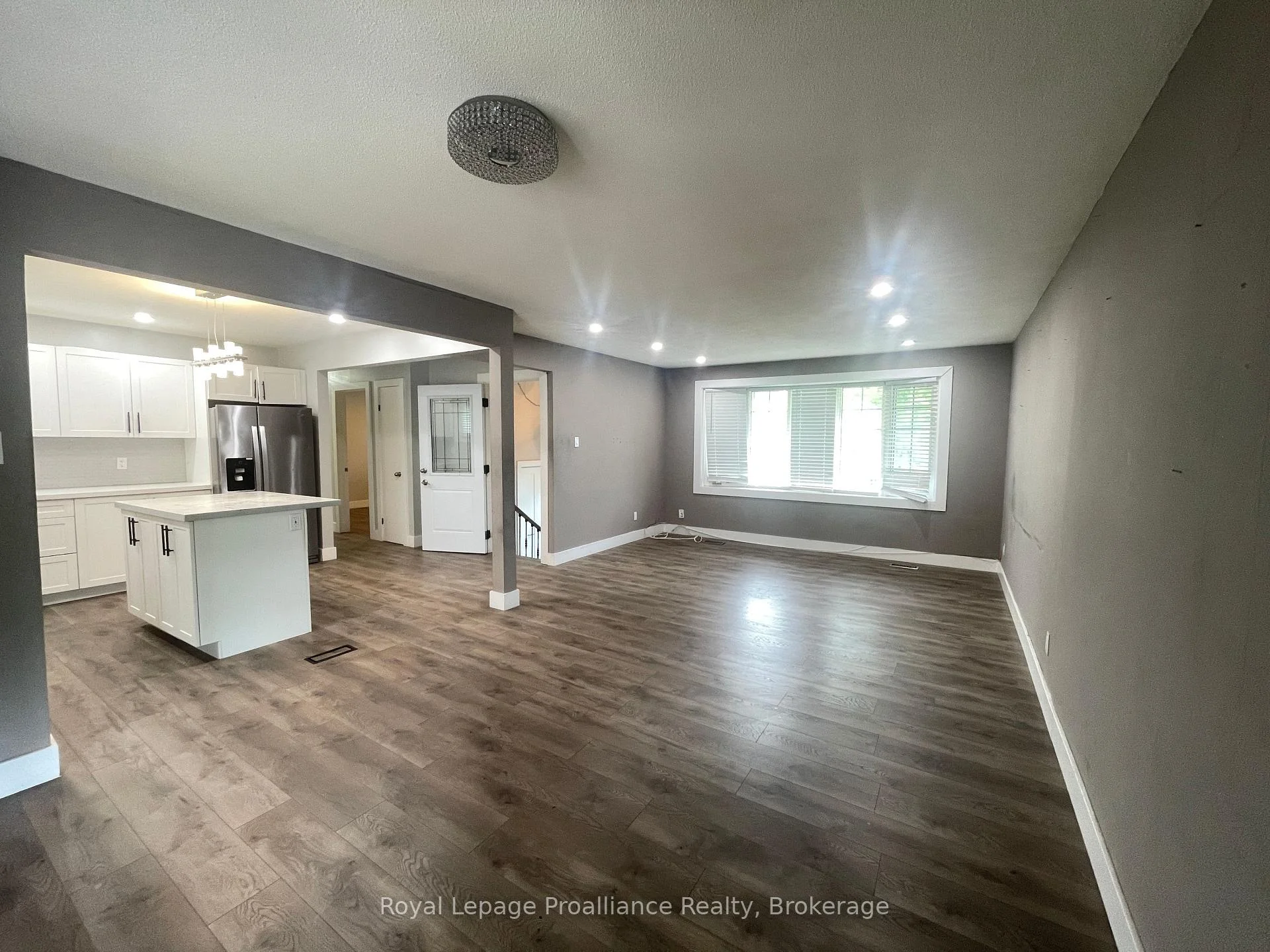Photo 10 of 357 Martin Road, Peterborough, Northcrest Ward 5 — HOMEH
