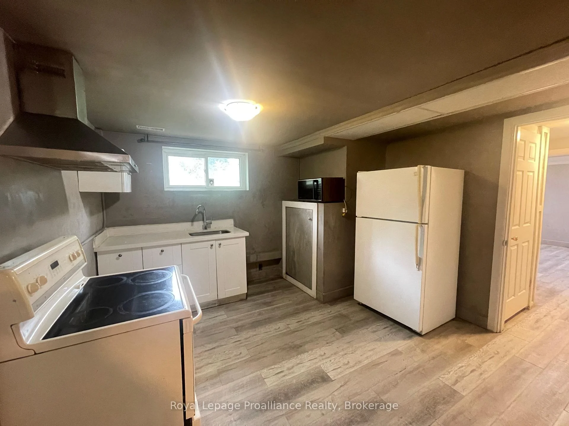 Photo 19 of 357 Martin Road, Peterborough, Northcrest Ward 5 — HOMEH
