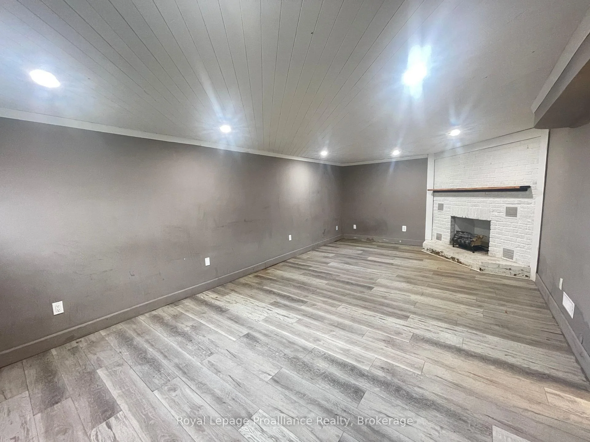 Photo 21 of 357 Martin Road, Peterborough, Northcrest Ward 5 — HOMEH
