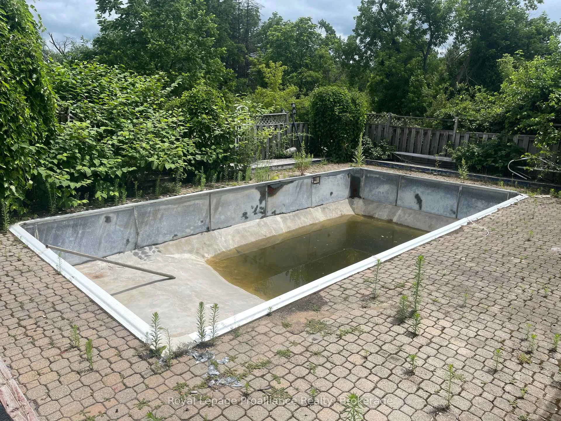 Photo 24 of 357 Martin Road, Peterborough, Northcrest Ward 5 — HOMEH