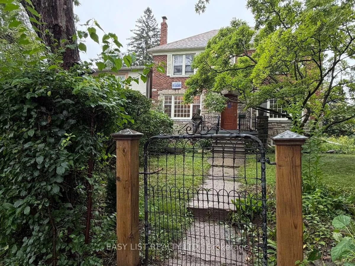 Photo 19 of 205 Ridley Boulevard, Toronto, Bedford Park-Nortown — HOMEH