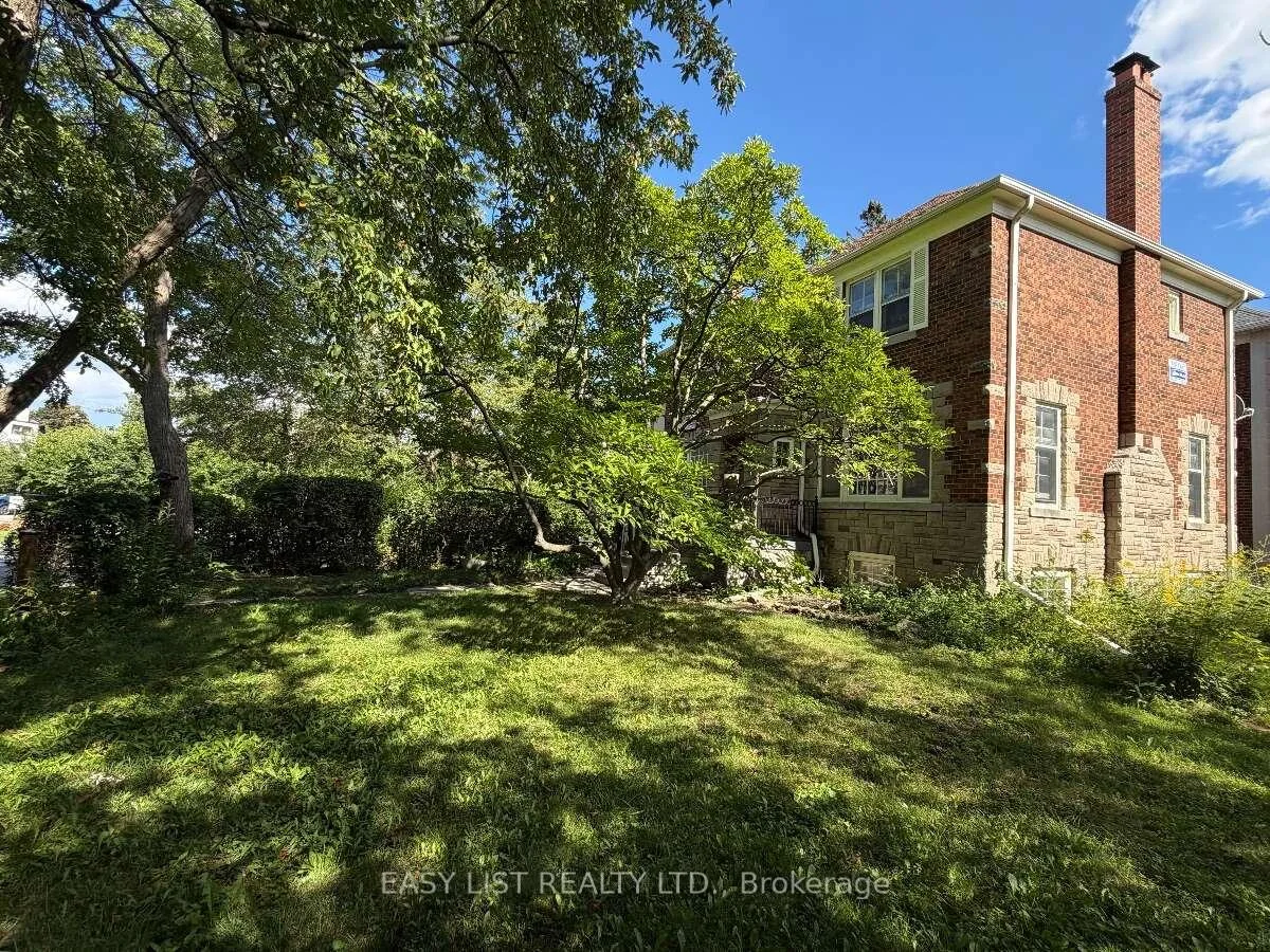 Photo 35 of 205 Ridley Boulevard, Toronto, Bedford Park-Nortown — HOMEH