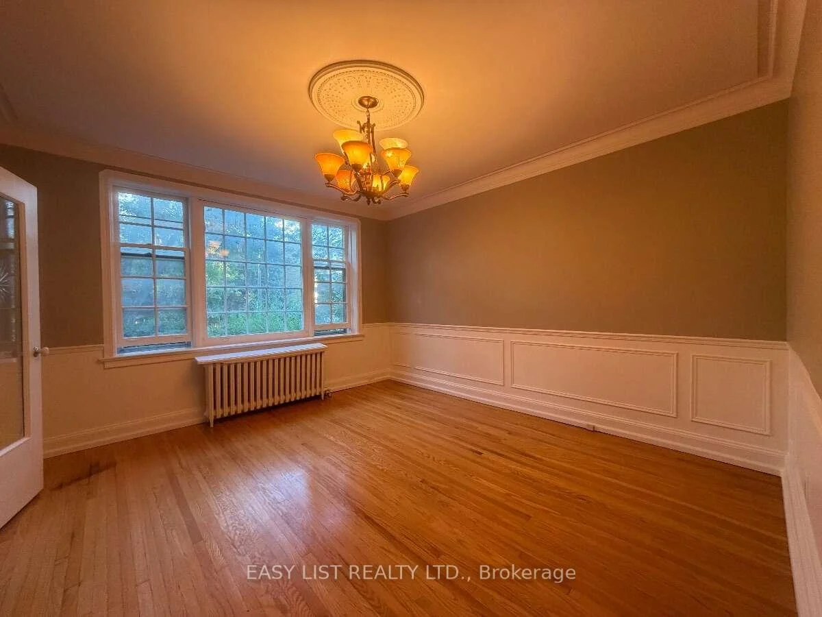Photo 63 of 205 Ridley Boulevard, Toronto, Bedford Park-Nortown — HOMEH