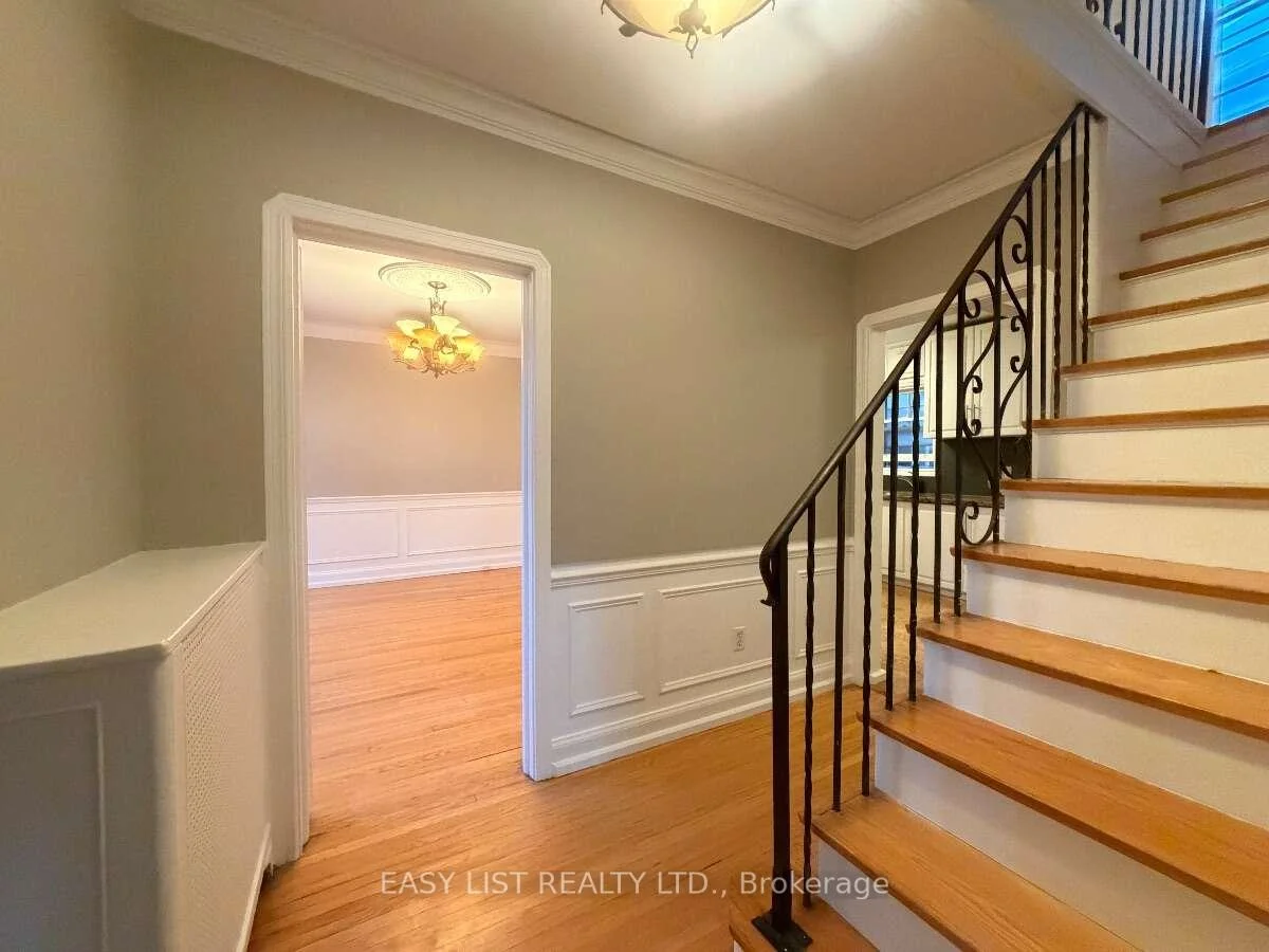 Photo 80 of 205 Ridley Boulevard, Toronto, Bedford Park-Nortown — HOMEH