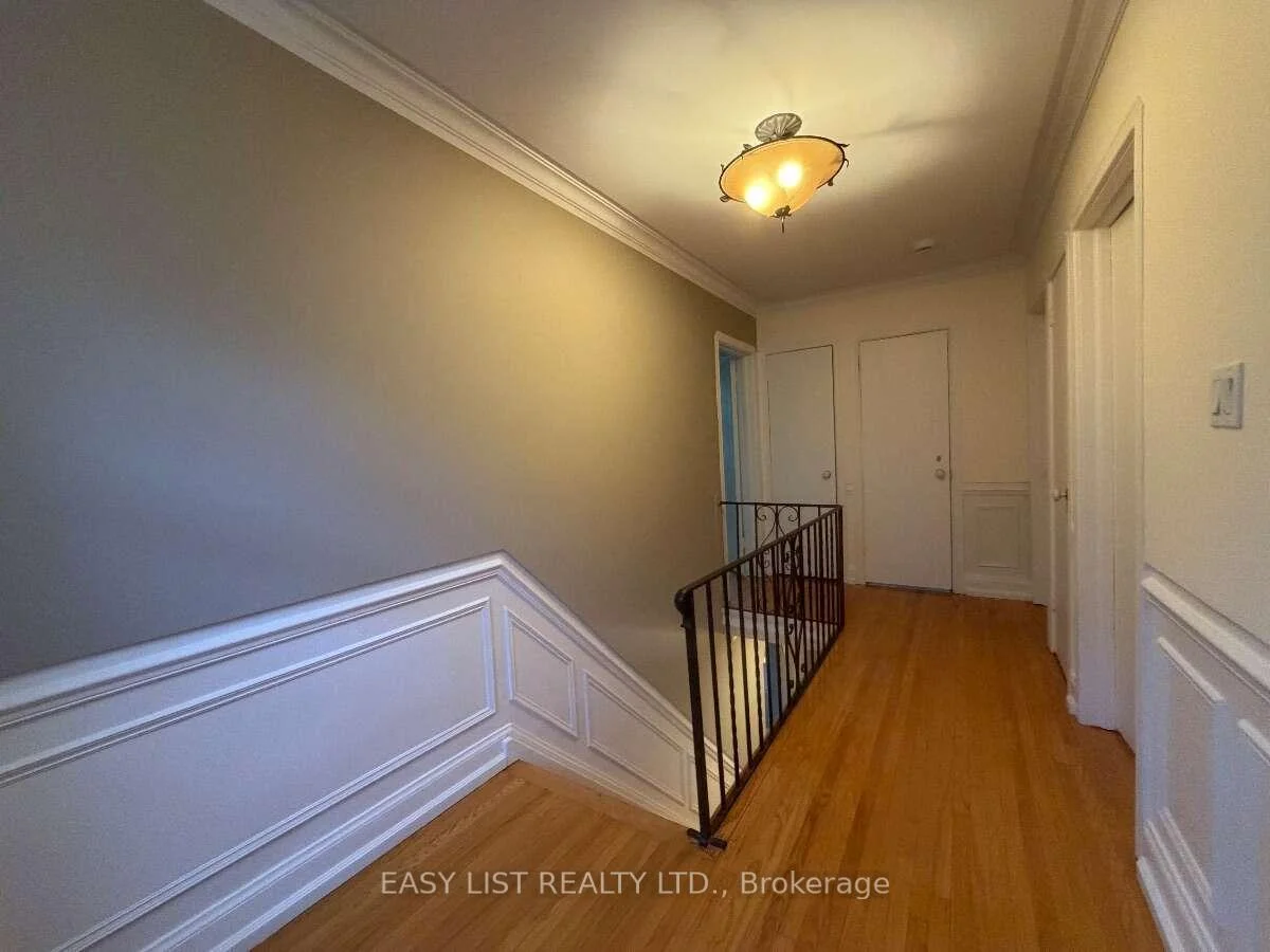 Photo 98 of 205 Ridley Boulevard, Toronto, Bedford Park-Nortown — HOMEH