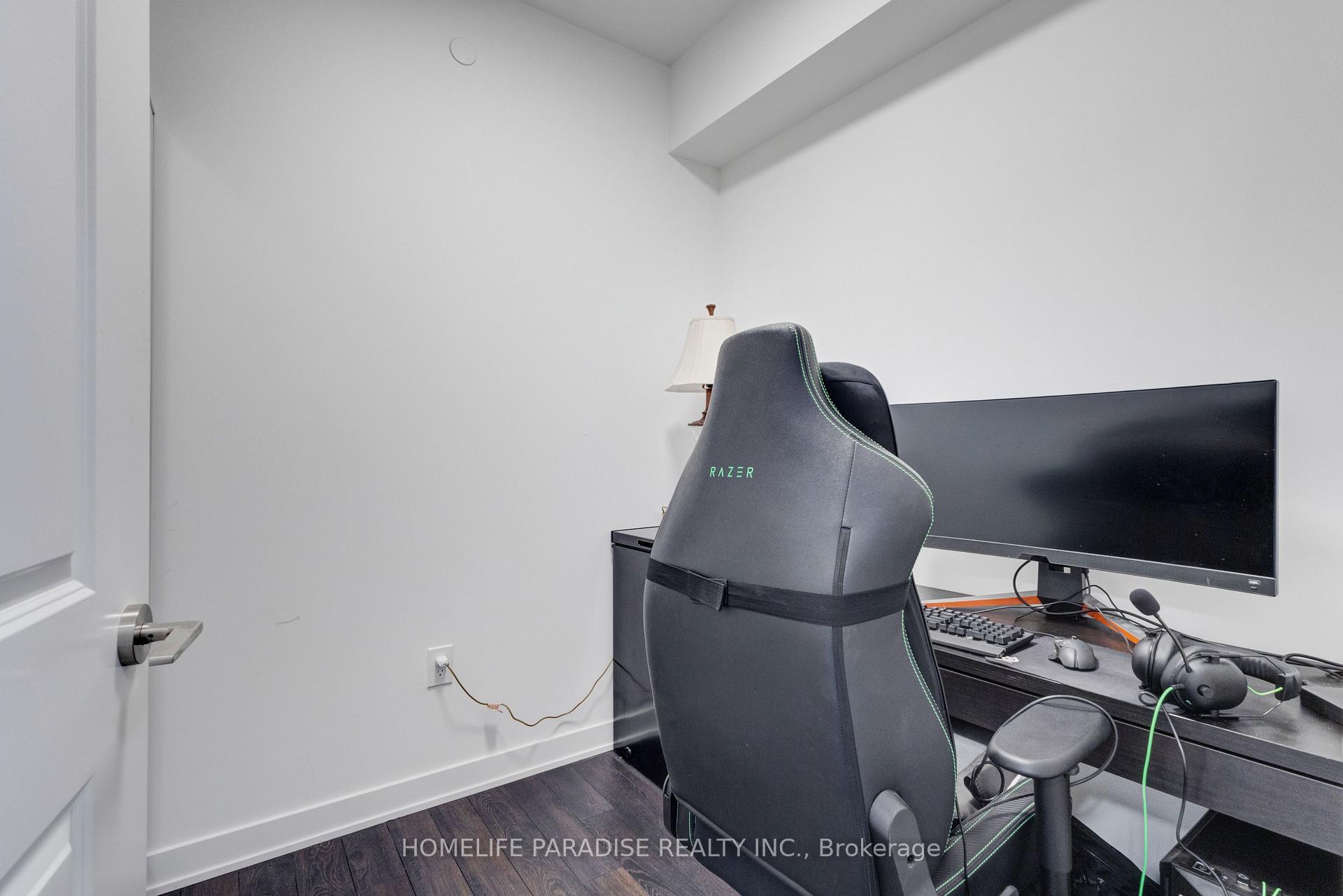 Photo 7 of Unit 319, 100 Eagle Rock Way, Vaughan, Rural Vaughan — HOMEH