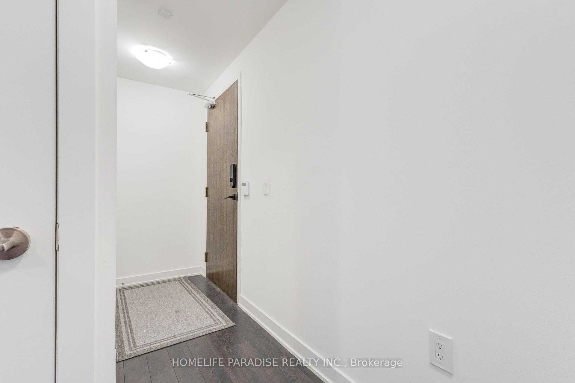 Photo 5 of Unit 319, 100 Eagle Rock Way, Vaughan, Rural Vaughan — HOMEH