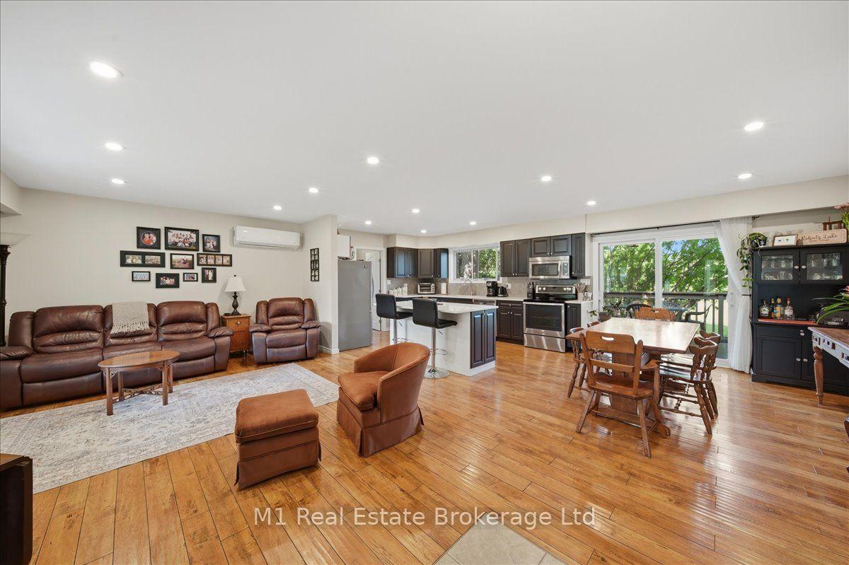 Photo 7 of 2 Conder Drive, Oro-Medonte, Rural Oro-Medonte — HOMEH